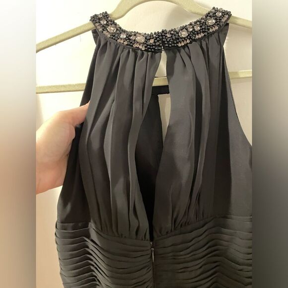 Eliza J Dress Women’s 8 Embellished Tiered Chiffon Halter Gown Black Like New - Picture 8 of 10